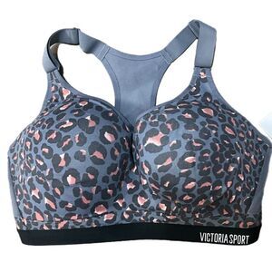 Victoria’s Secret Incredible sport bra Maximum Support animal print 36DDD